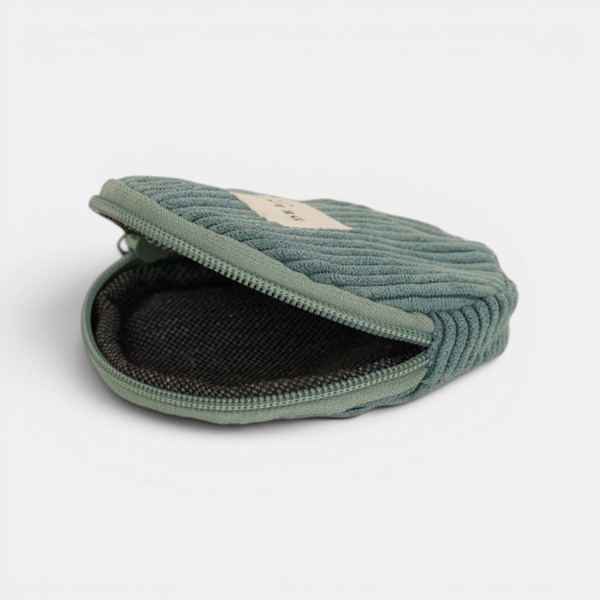 Wallet Round JADE