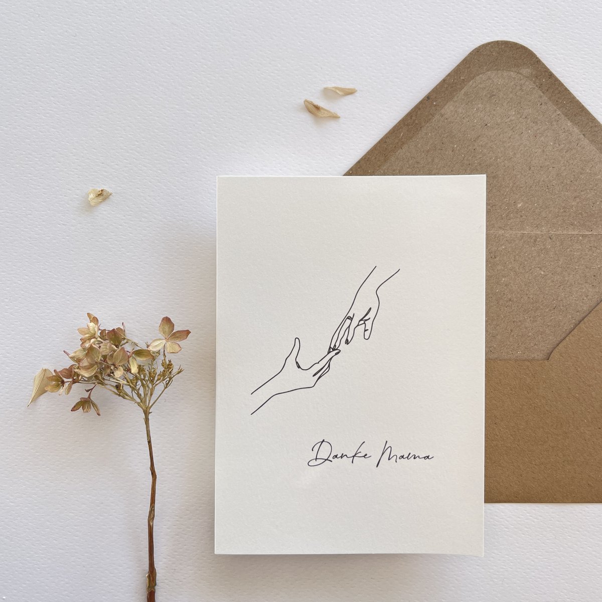 Tarjeta del día de la madre con sobre de papel natural