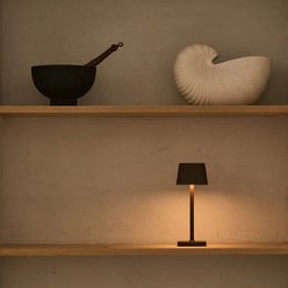 Lampe de table rechargeable marron moka Ava