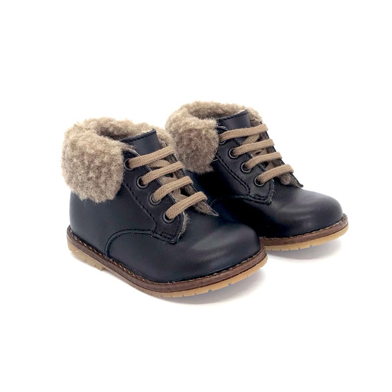 AESOP noir - Black boot with fur