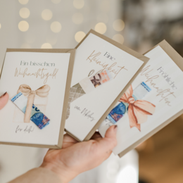 Christmas card for money gifts with an envelope "Christmas bonus"