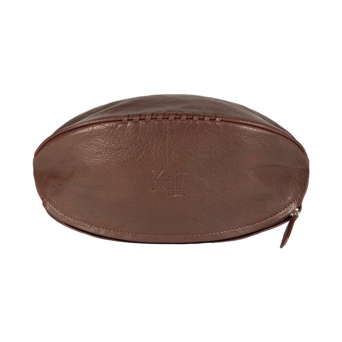 K0011BB | Estuche de Belleza "Pelota de Rugby" en Piel Verdadera - Color: Marrón Oscuro - Elástico interno para sujetar botellas - Cierre con cremallera - Dimensiones: 35 x 14 x 14 cm - Embalaje: bolsa TNT