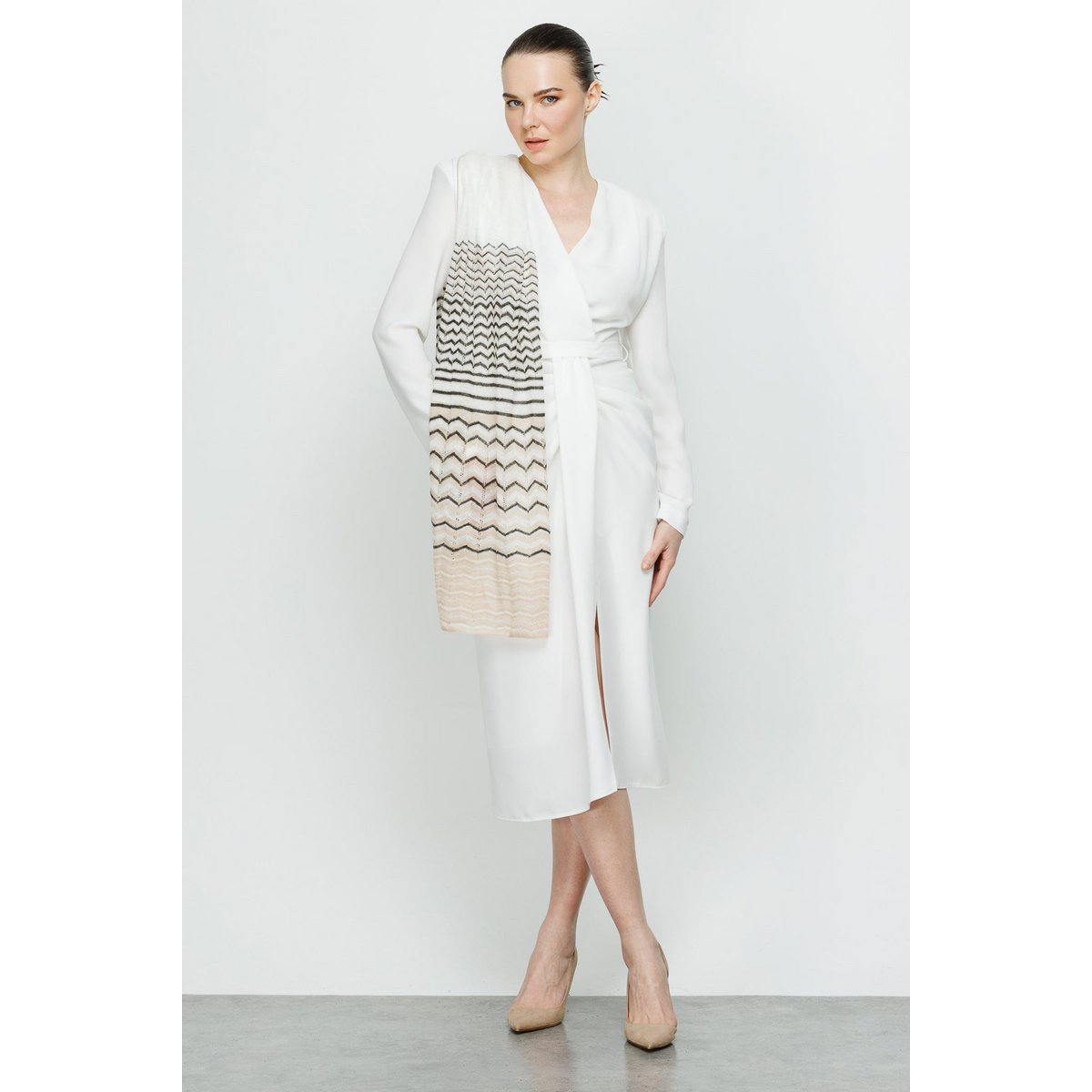 Cybele Shawl Ecru-Beige-Black