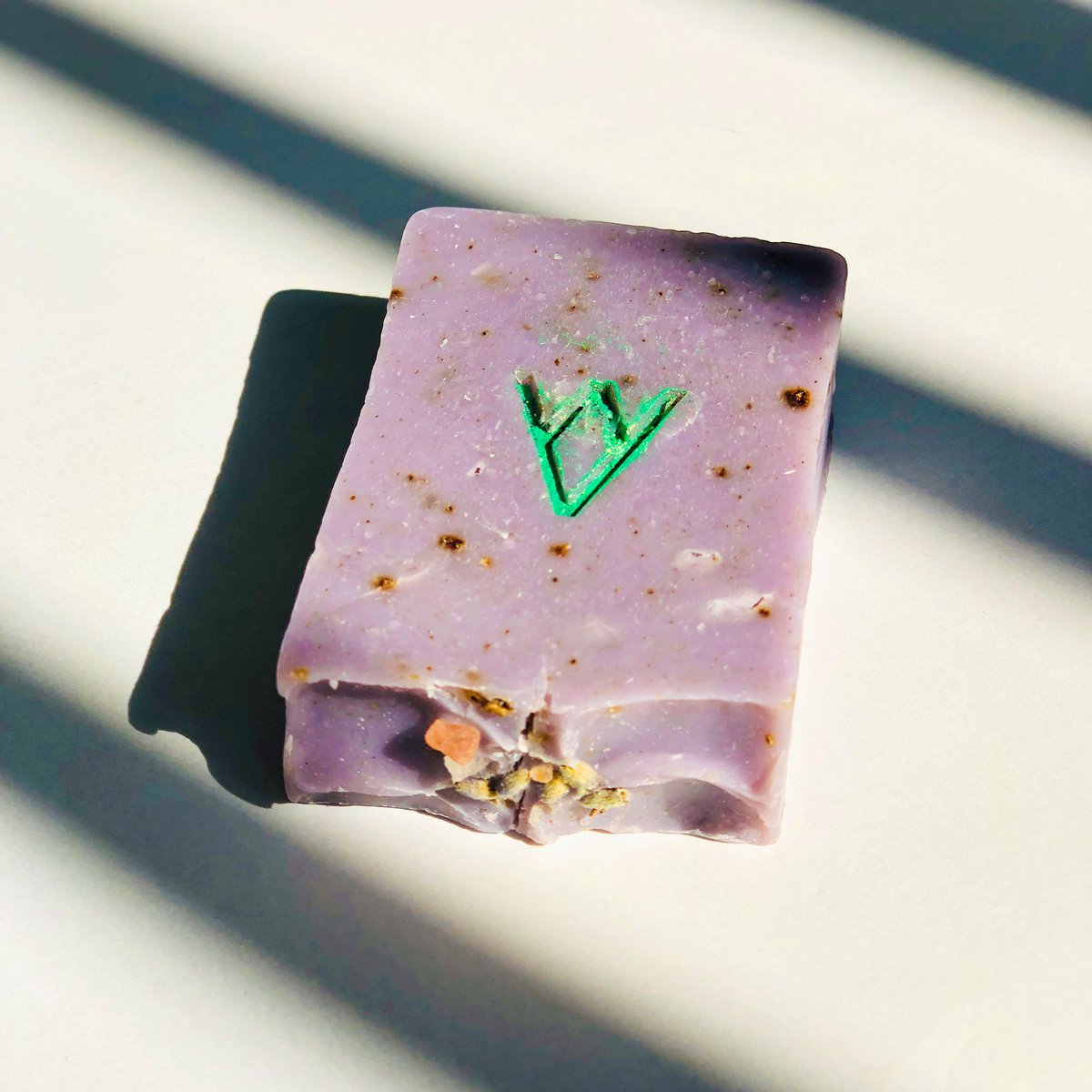 SILKY RELAXING NATURAL SOAP (LAVENDER, THYME, SILK)