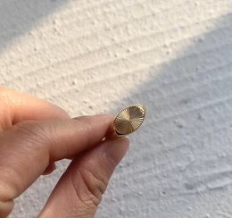 Medaljon - Signet Sunburst Gold Ring