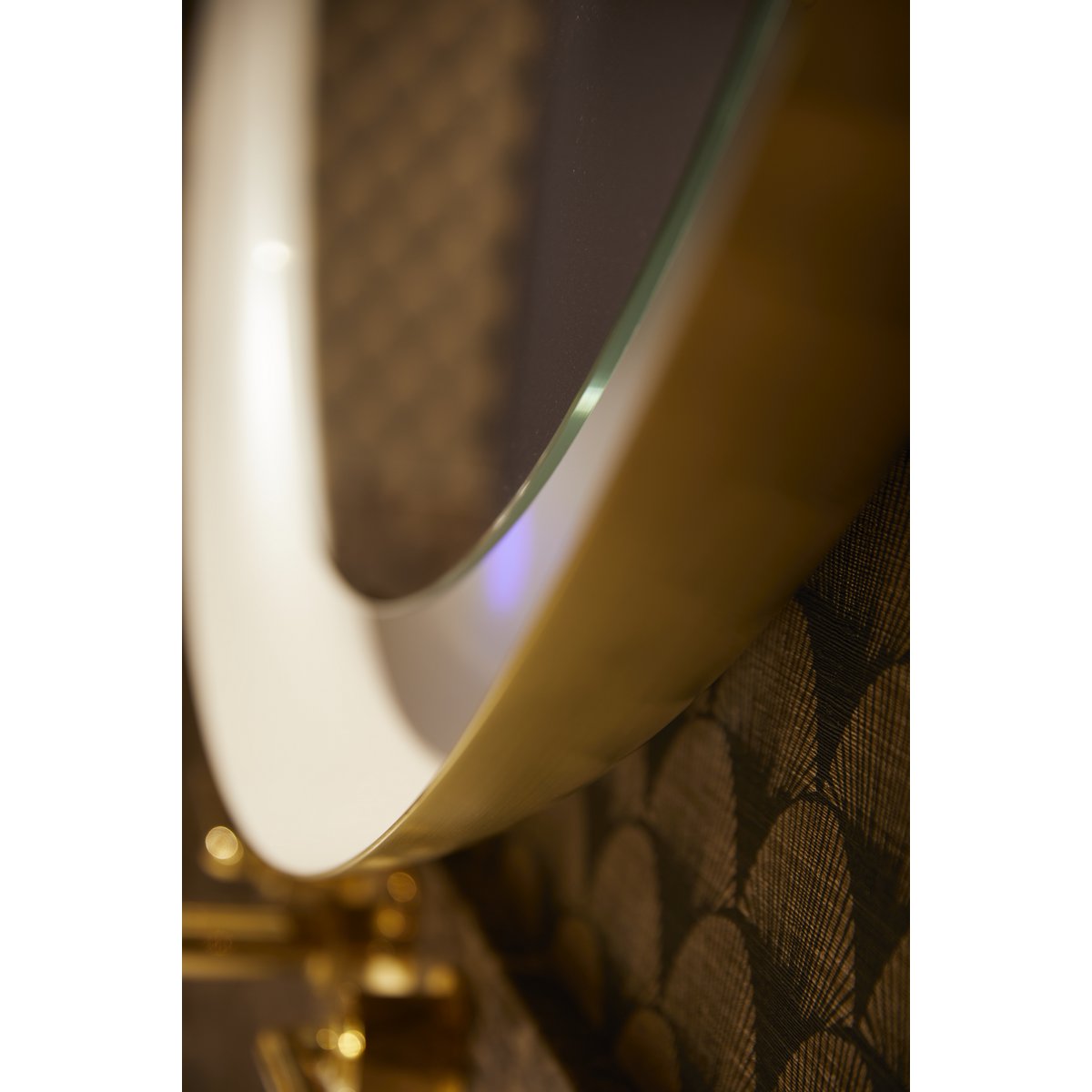 Magnus mirror light LED 110cm 3100K