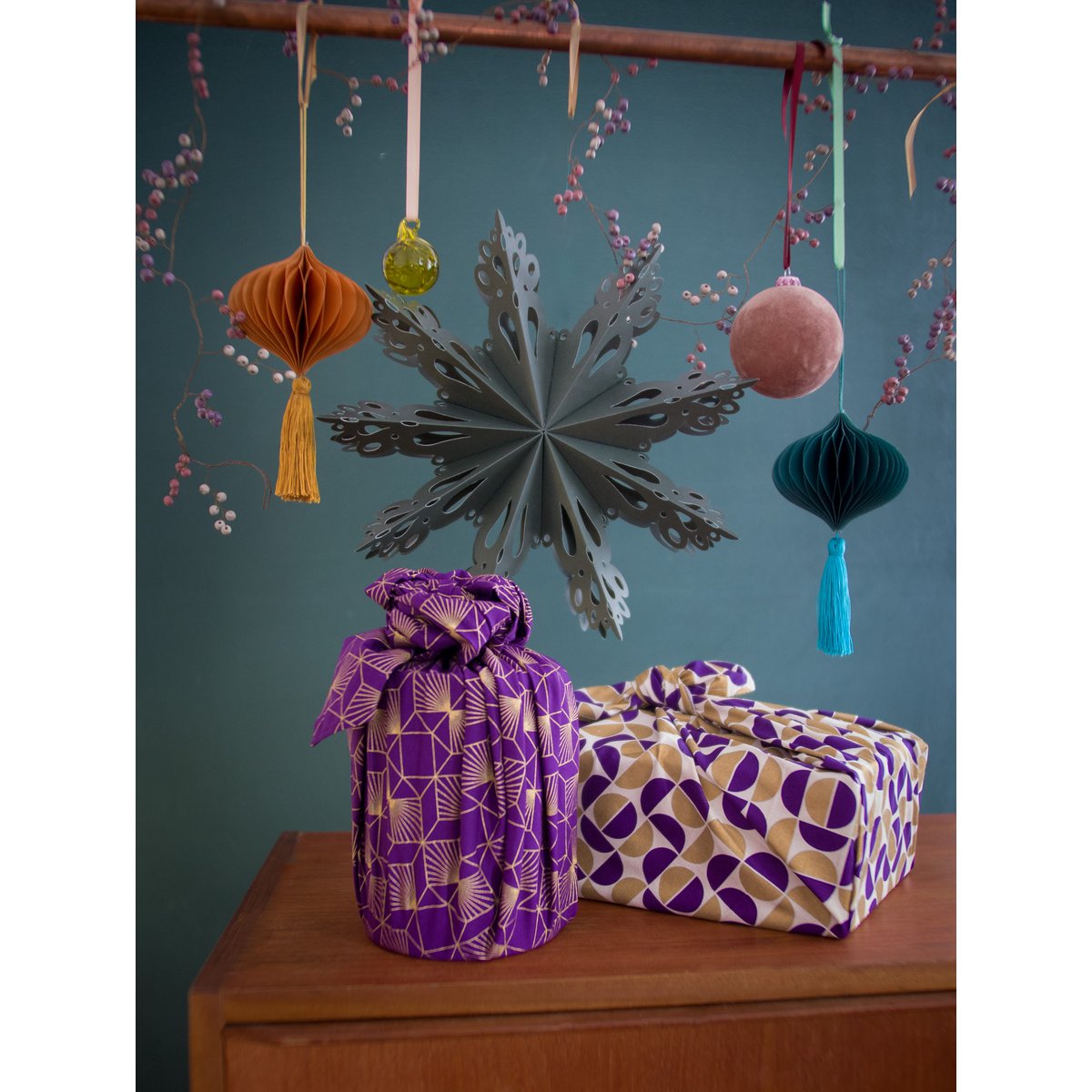 8-teiliges Paket Furoshiki – Pflaumendiamanten und Goldmonde