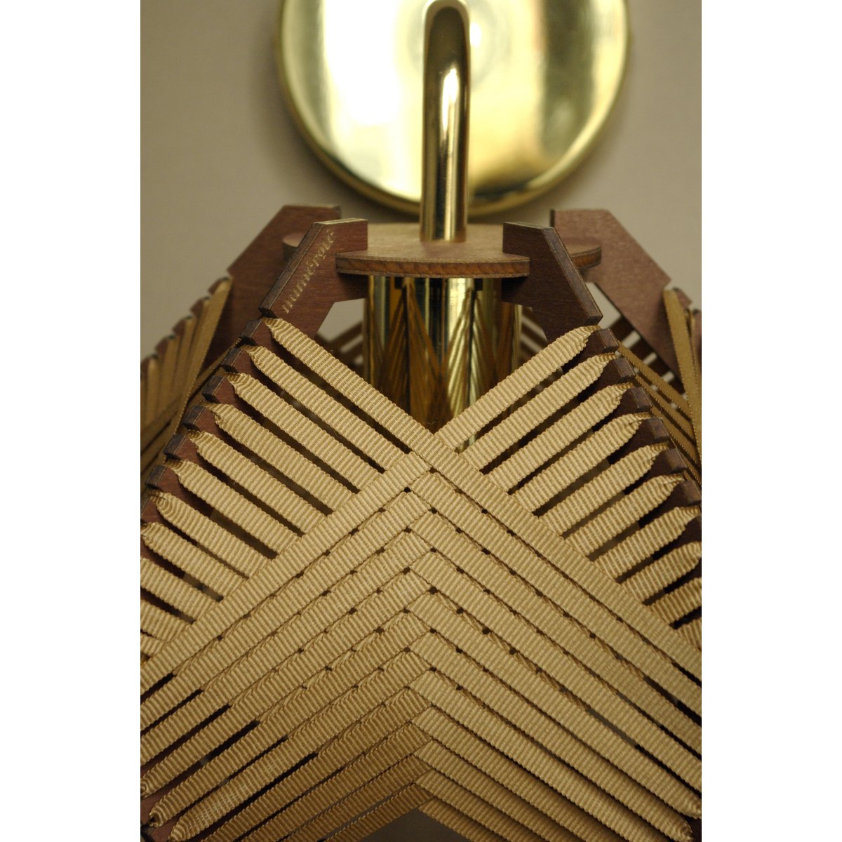 Camel wall lamp
