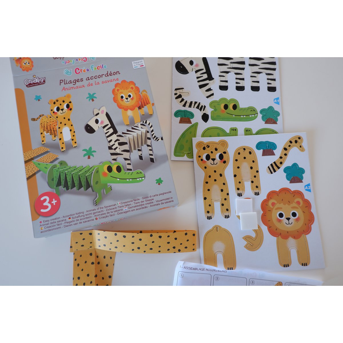 Easy creation, Folding accordions "Animals of the savannah"