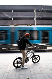 The Cruzaa Pedal-assist Bluetooth Electric Bike Carbon Black