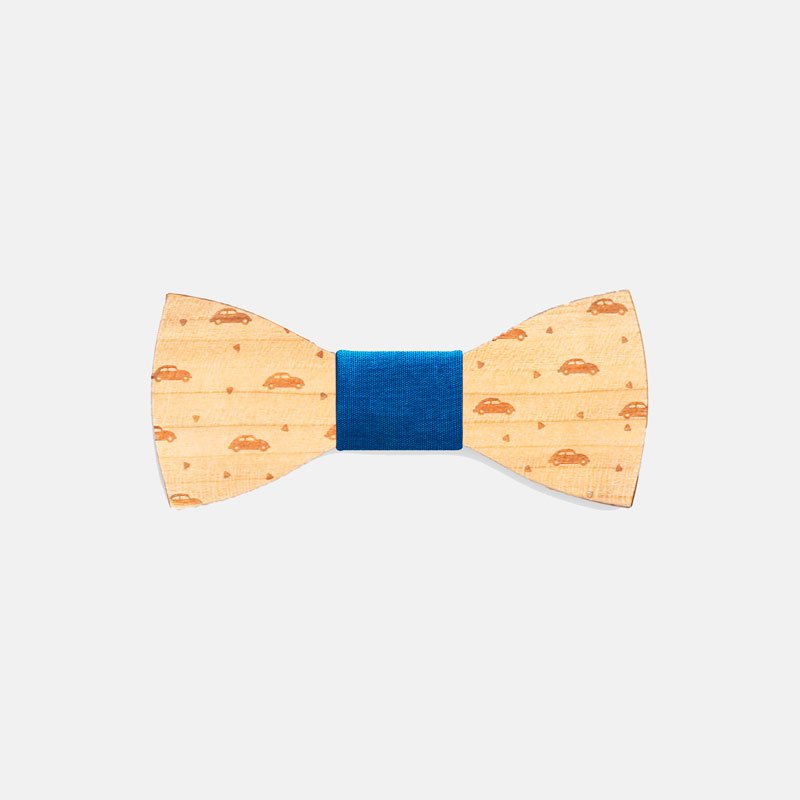 Pajarita de madera coches