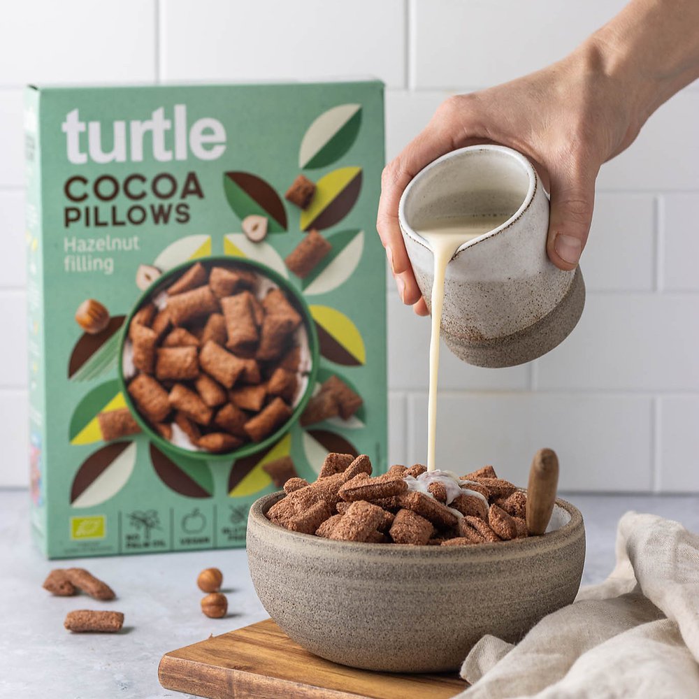 Turtle Organic Cocoa Pillows with Hazelnut
