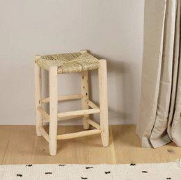 Hocker aus Holz und Geflecht, traditioneller Holzhocker