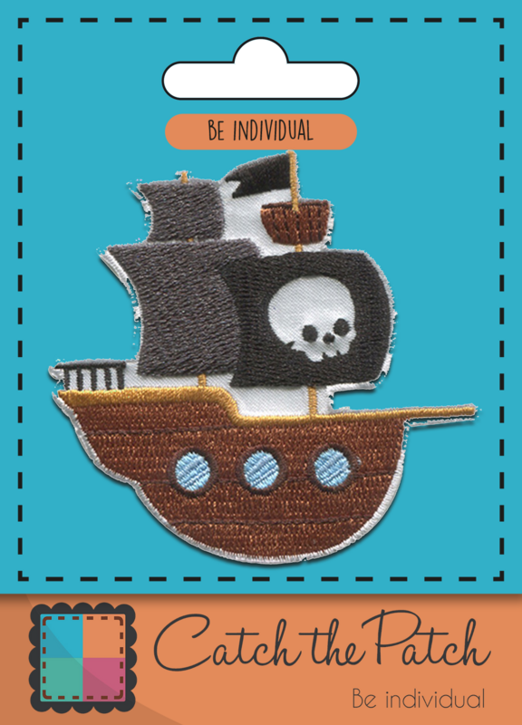 Piraten Schiff Boot Totenkopf Skull Beach  - Braun