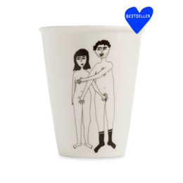beker coppia nuda