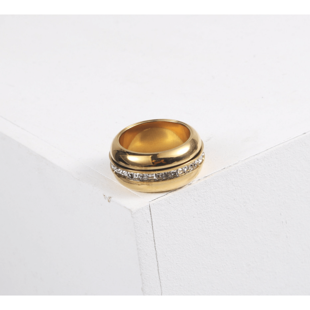 Romane - Wide Crystal Plain Gold Band