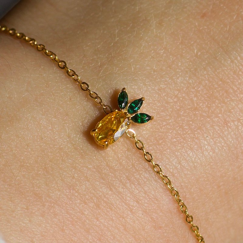 Sweet - Pineapple & Strawberry Bracelet