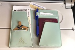 Stitch Travel Wallet - Mint