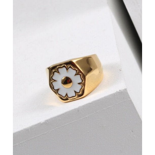 Aigner - White Daisy Signet Ring