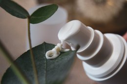 Coffret : contour des yeux, crème de jour et de nuit