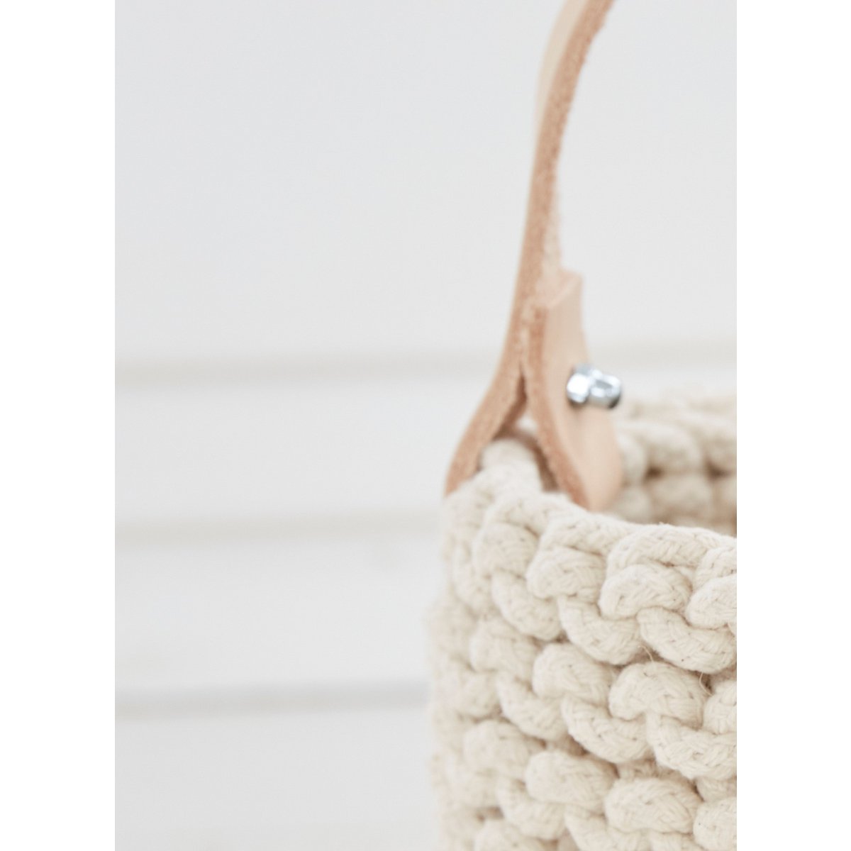 Cesta de tejer con asa de cuero - 30cm x 30cm x 30cm - redonda