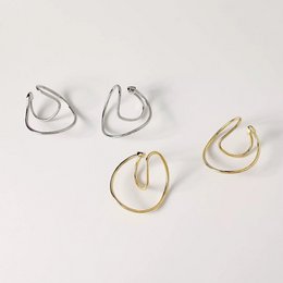 Ear Cuff con linea fluida geometrica 3D: un paio