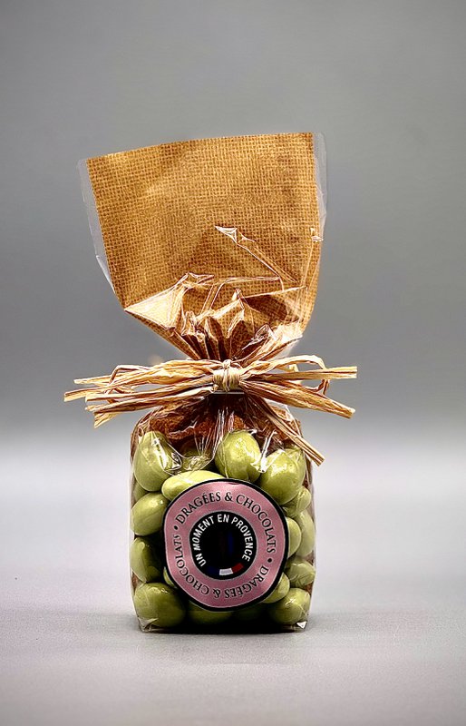 Æske med provencalske lækkerier: Chokolademandler og oliven 🍫🍈
