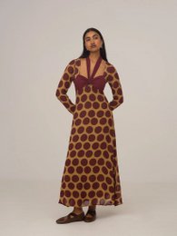 Ewiges, langes, gepunktetes Kleid in Gelb und Burgunderrot