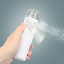 Rechargeable handheld fan with mist – USB – White – 15 cm