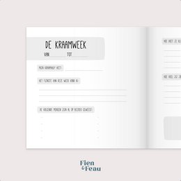 Negen maanden boek | roestbruin | heelal