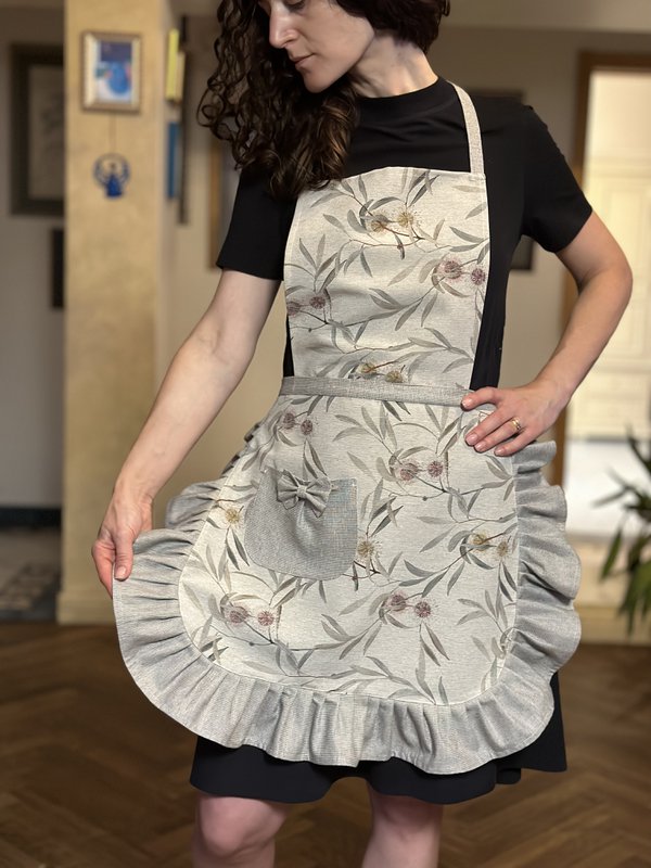 Schürze für Damen mit Rüschen und Tasche mit quadratischen Rüschen | Pipo fresno Online-Großhandel
