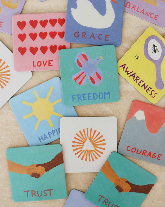 Juego de memoria consciente para niños, parejas y palabras a juego