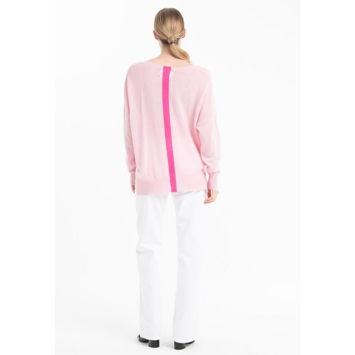 NAMI 23 Pull col V en cachemire avec bande couleur rose