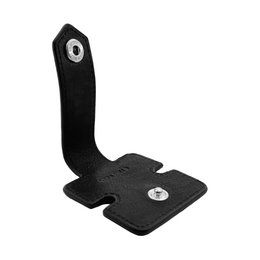 K0019AB | Enrollador de cable de piel auténtica de plena flor con flor clara. Color negro.Cierre con botones a presión. Dimensiones cerrado: 6x6x1 cm. Embalaje: Caja de regalo con tapa/fondo rígido