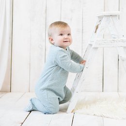 OrganicEra Pijama orgánico con pies para bebé, color aguamarina