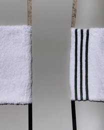 Ręcznik gościnny Isaac 30 x 50 cm wykonany ze 100% czesanej bawełny