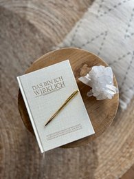 The Life Barn That's Me Really Journal 100 deep questions about personal development