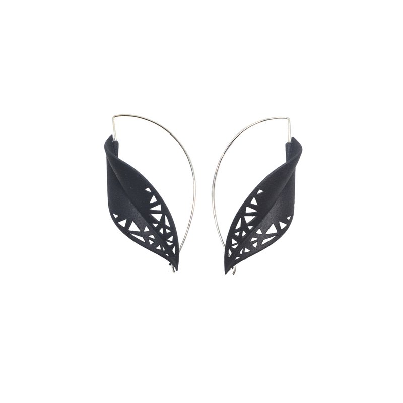 LEAF Earrings Black