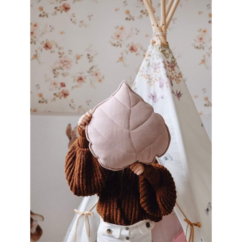 Cuscino in foglie di lino “Rosa Cipria”.