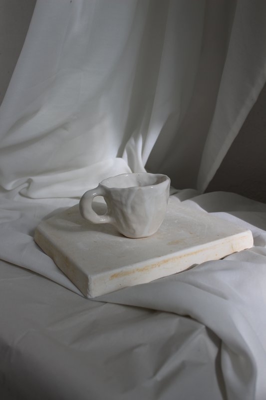 Ręcznie robione kubki ceramiczne