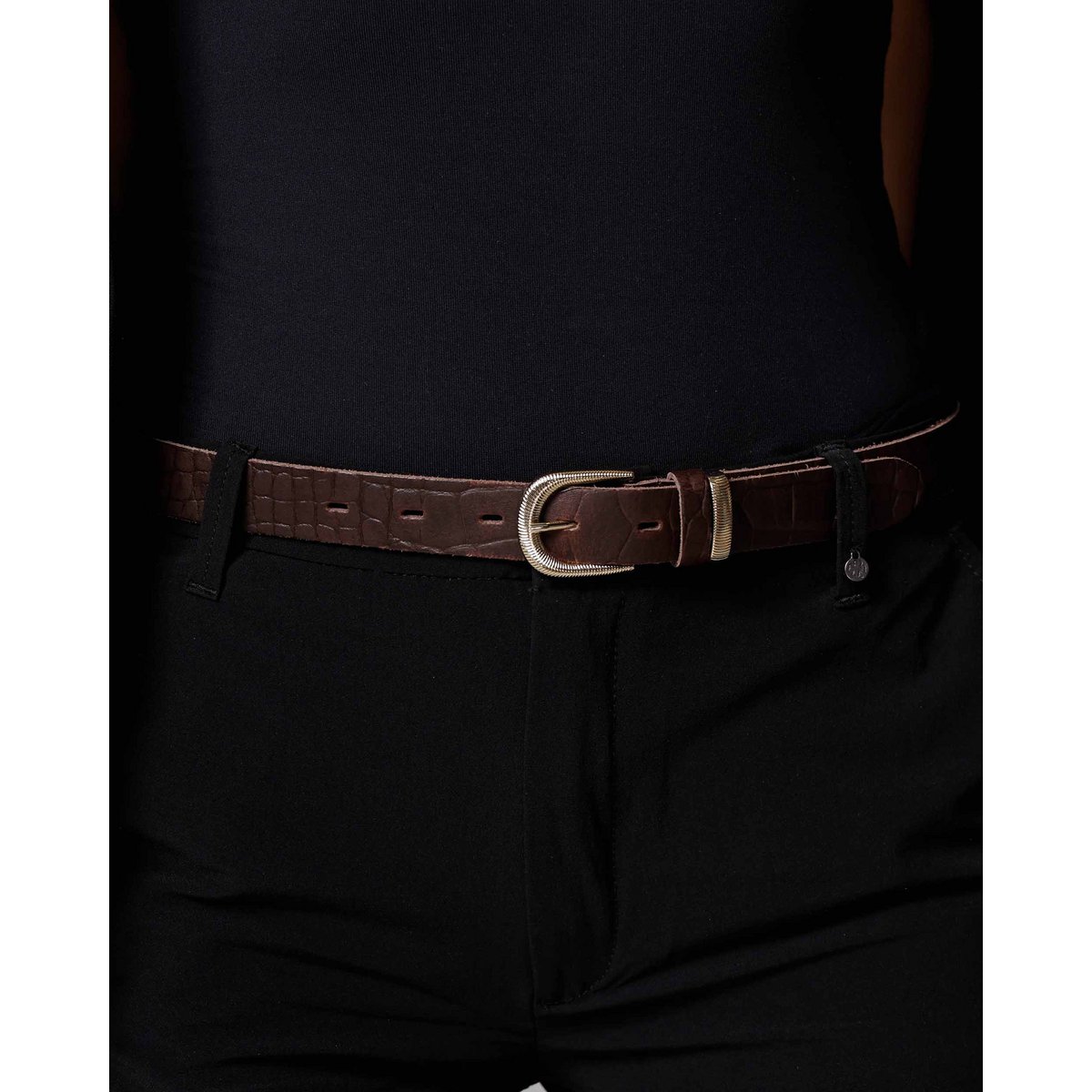 SOL | Croc-Effect Leather Belt with Elegant Gold Buckle