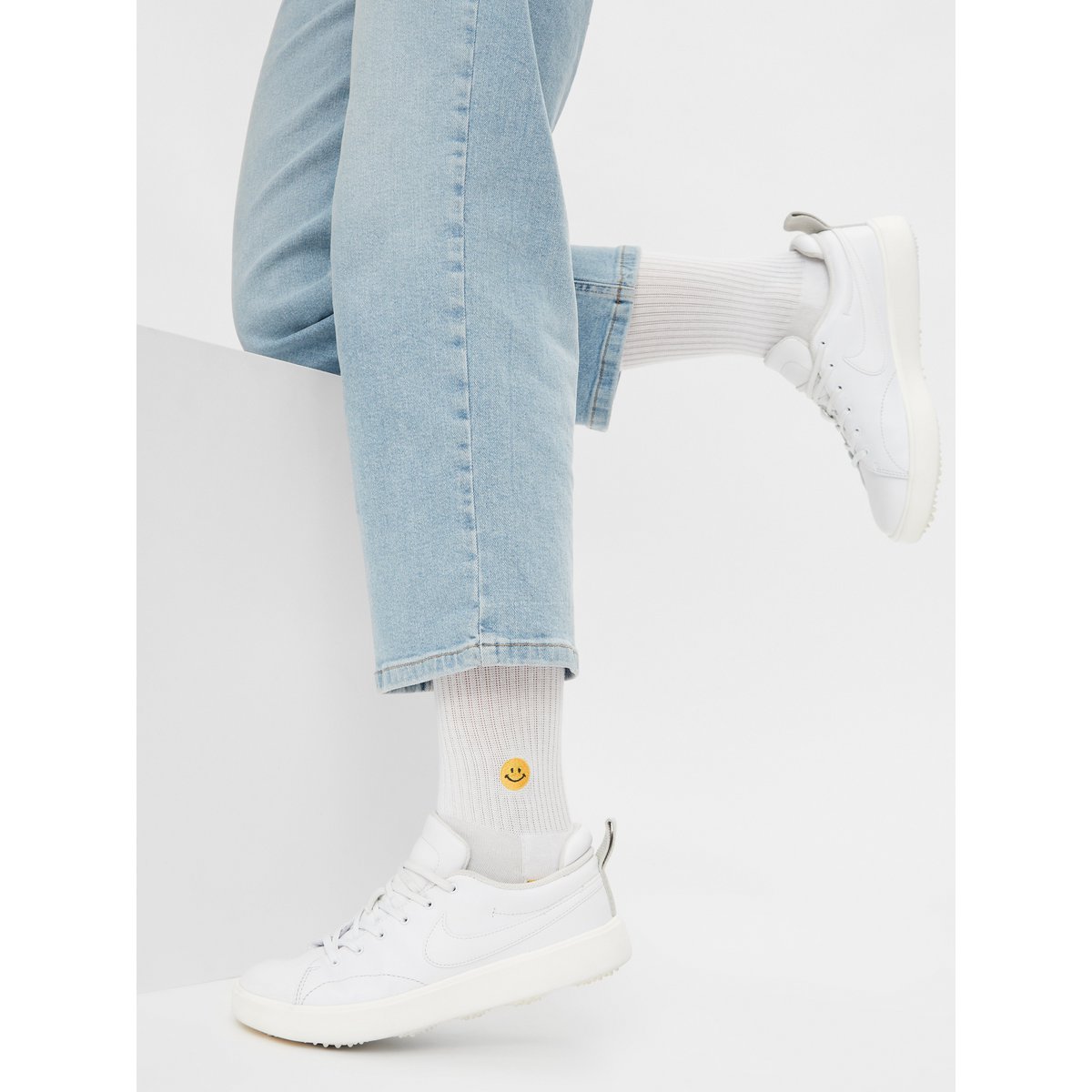 Bio Socken Smiley - Weiße Tennissocken mit gesticktem Smile Emoji
