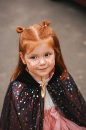 Magico mantello bifacciale per bambini "Stelle arcobaleno"
