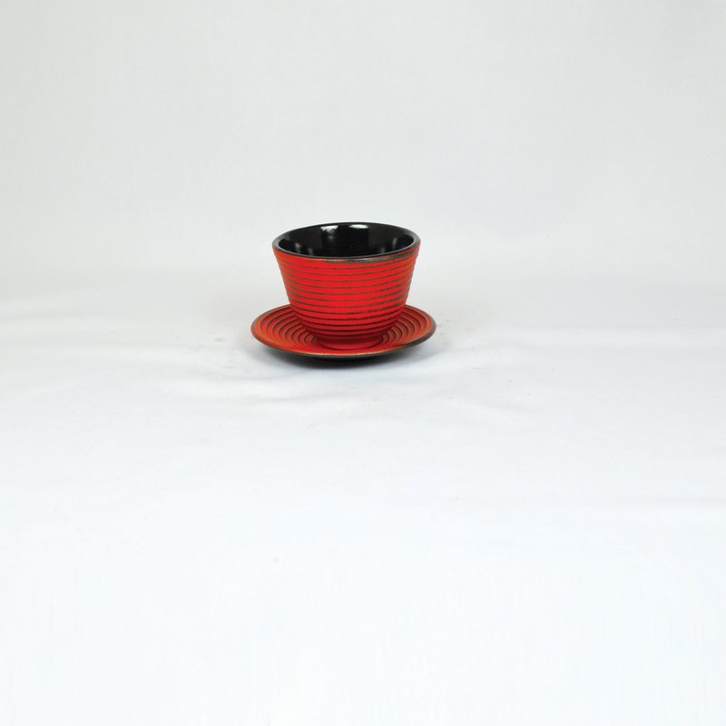 Tasse en fer 0,15l avec soucoupe ronde rouge carmin
