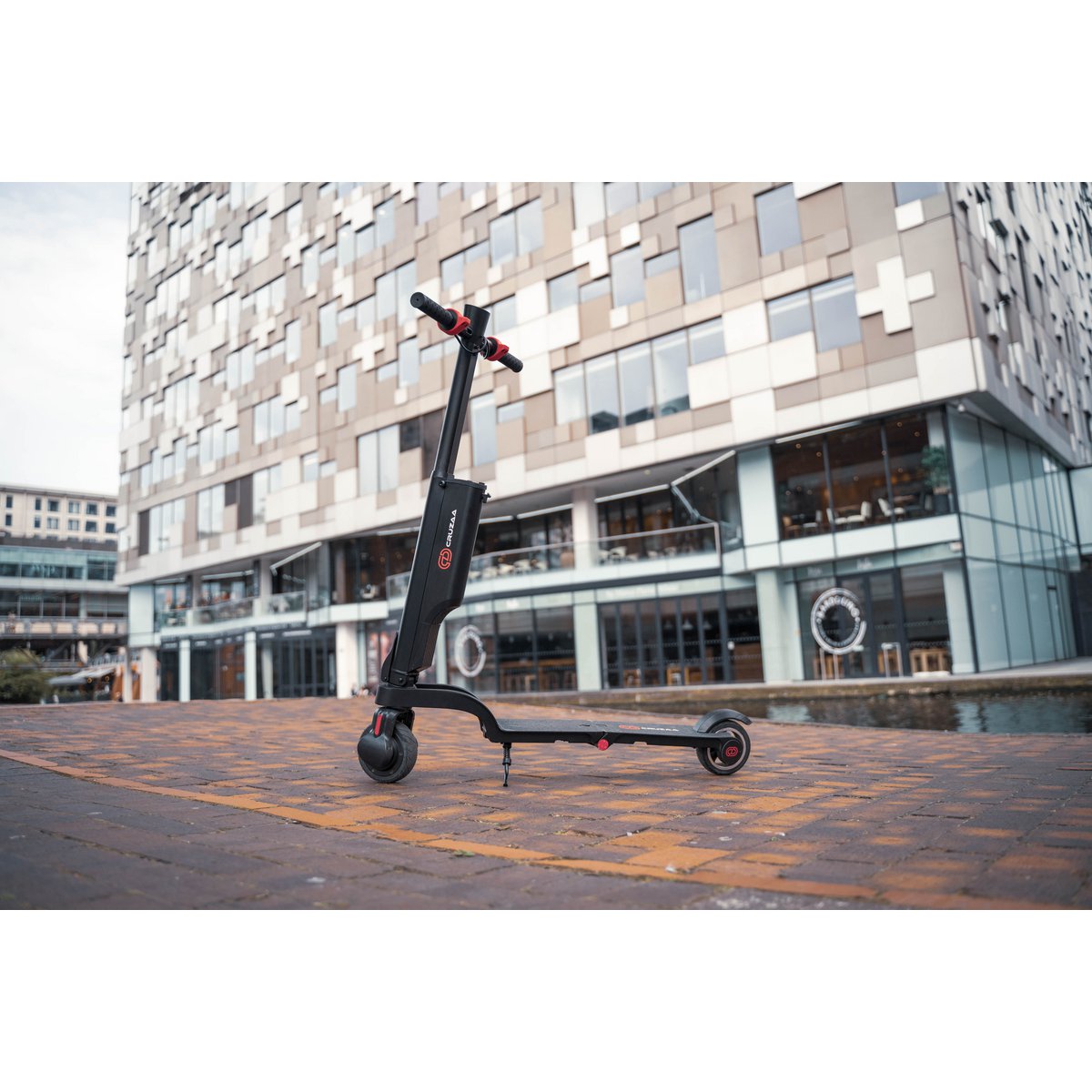 Bluetooth E Scooter - Le scooter électrique officiel Cruzaa City