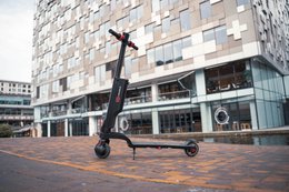 Bluetooth E-scooter - de officiële elektrische scooter van Cruzaa City