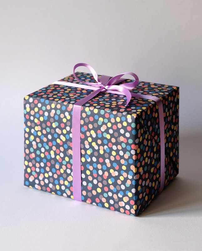 Wrapping paper confetti