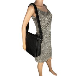 Schoudertas In 3 Kleuren - Crossbody - Buffelleer - In 3 Kleuren