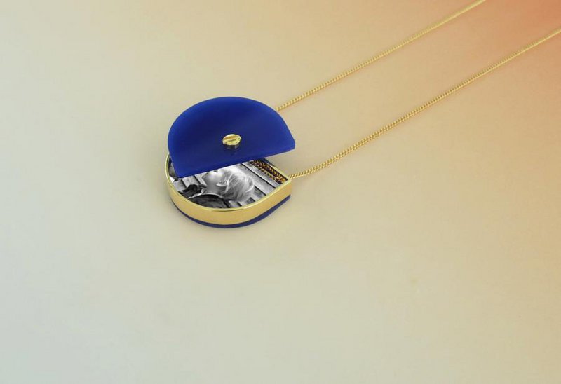 Hukommelsesmedaljon * BLÅ HUNNER