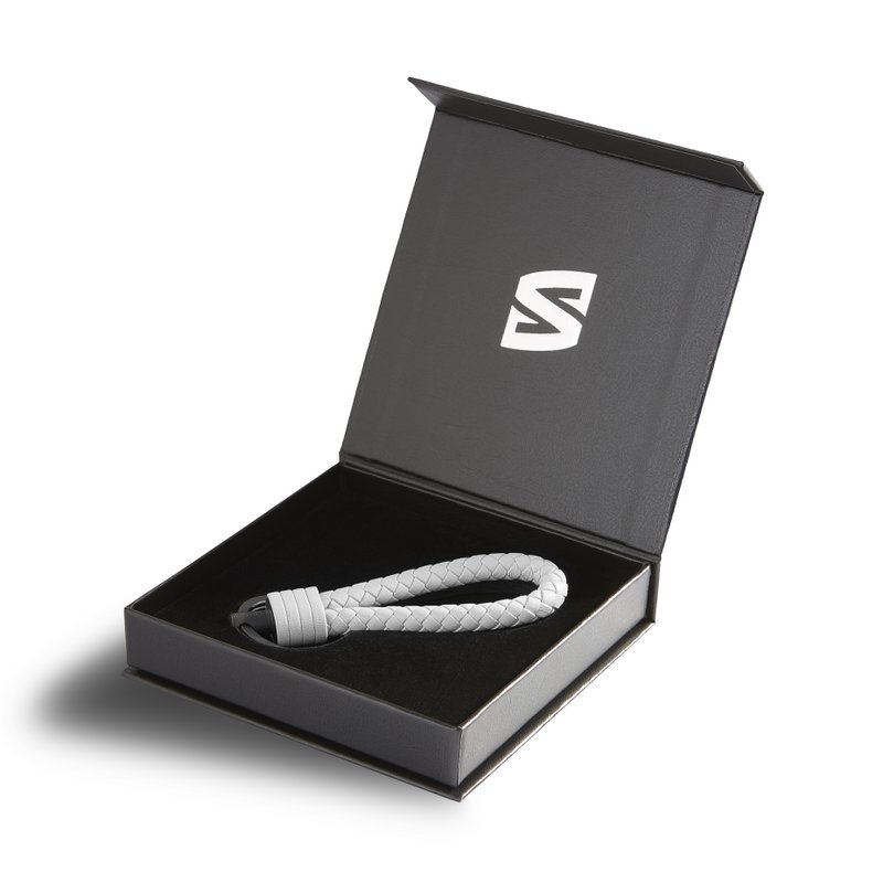 Keychain "Strong"